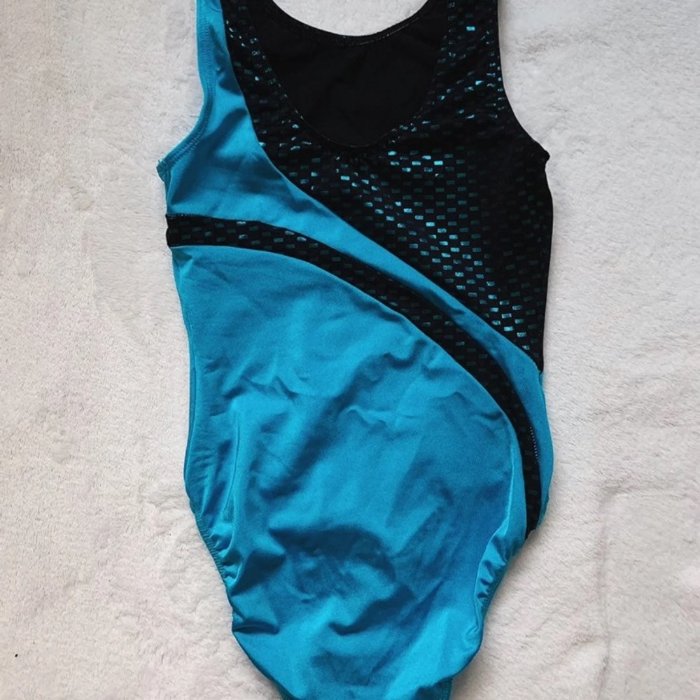 leotard - Picture 2 of 3